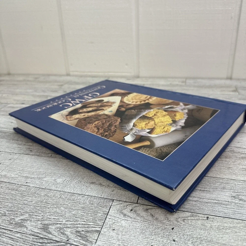 GFWC Centennial Cookbook 1988 Hardcover Recipes Appetizers Casseroles Bread (F8)